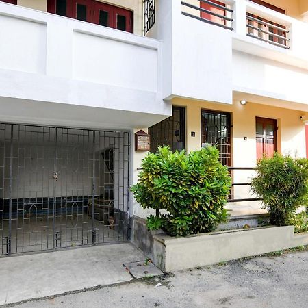 Oyo Simplex Guest House Behala Kolkata Exterior photo