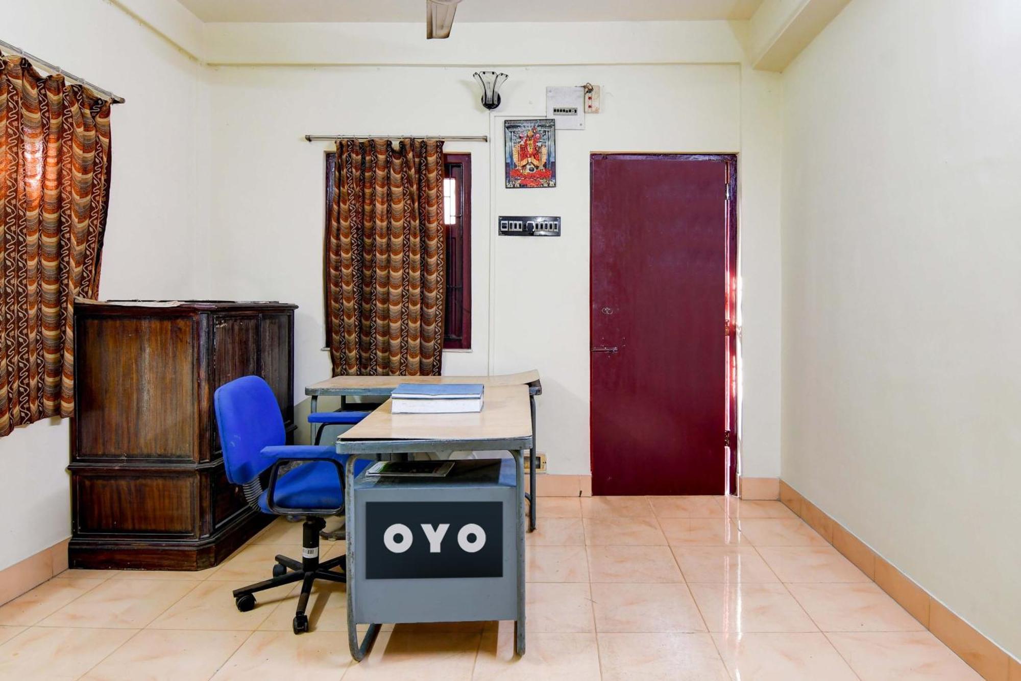 Oyo Simplex Guest House Behala Kolkata Exterior photo