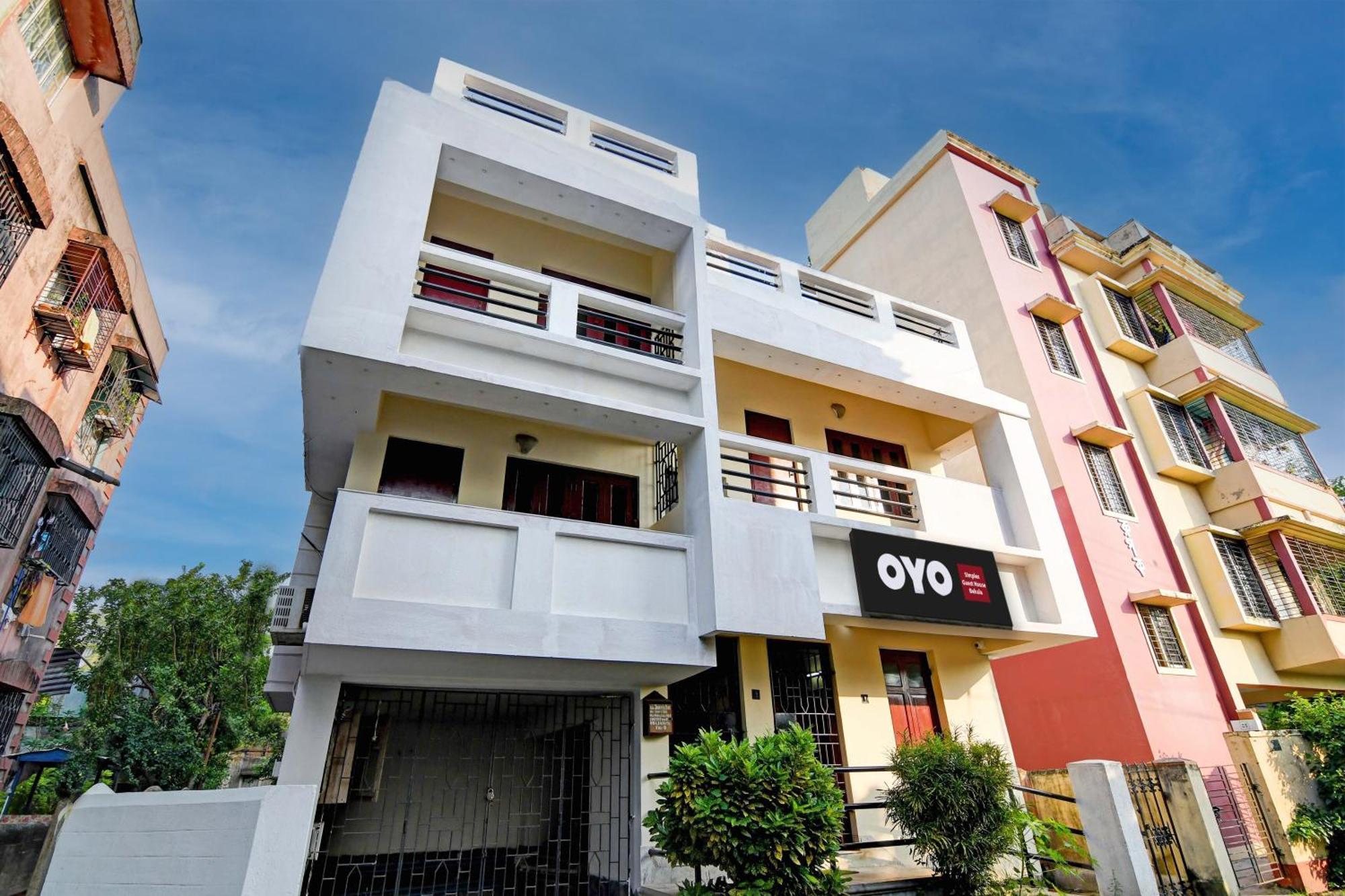 Oyo Simplex Guest House Behala Kolkata Exterior photo