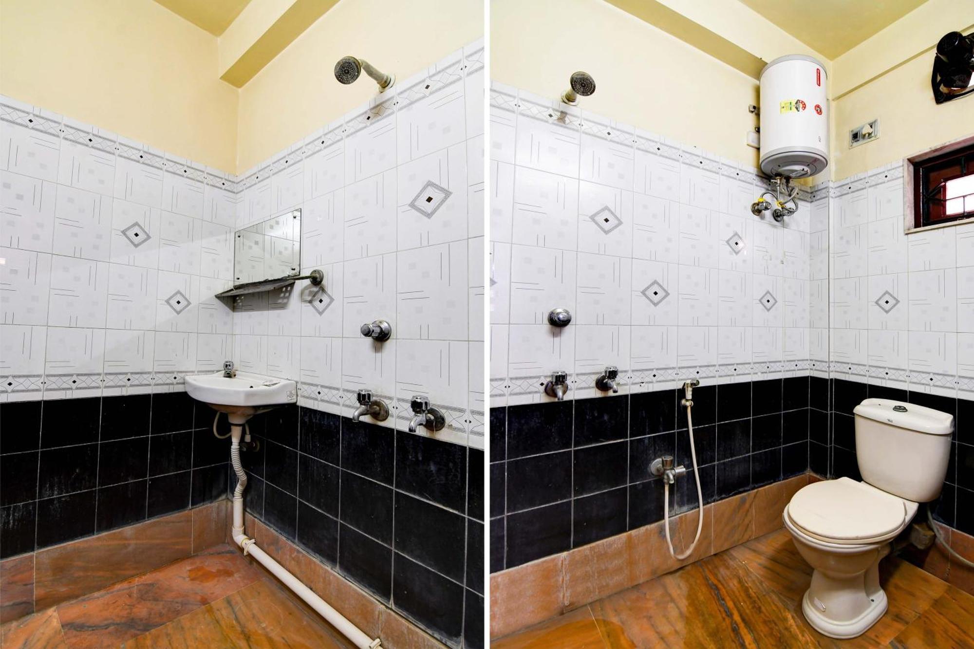 Oyo Simplex Guest House Behala Kolkata Exterior photo